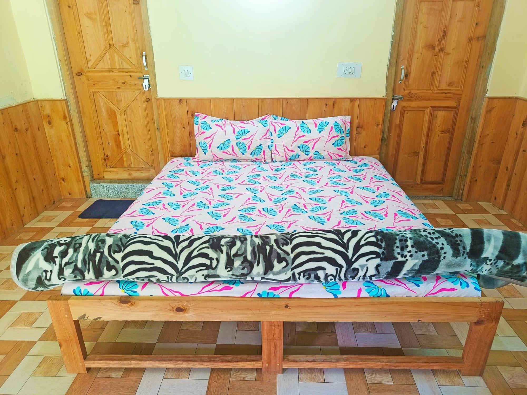 Woodrose Ecostay - Couple'S Favourite *
